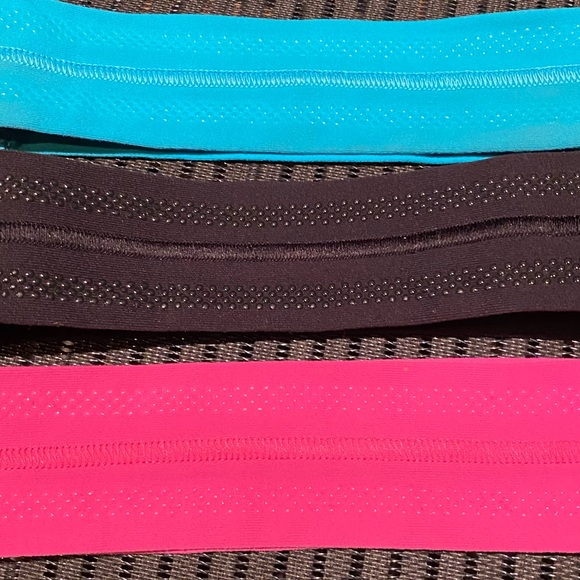 3 Authentic Lululemon Headbands aqua pink and black - Picture 5 of 9
